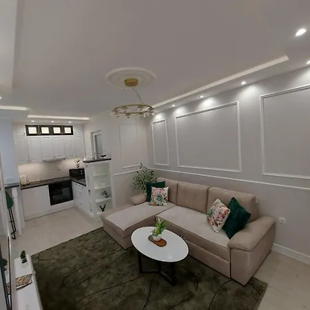 Kat 1 Apartment