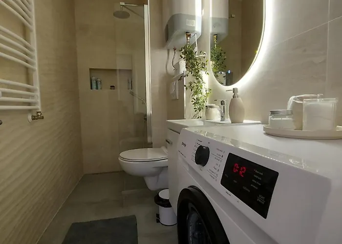 Kat 1 スボティツァ